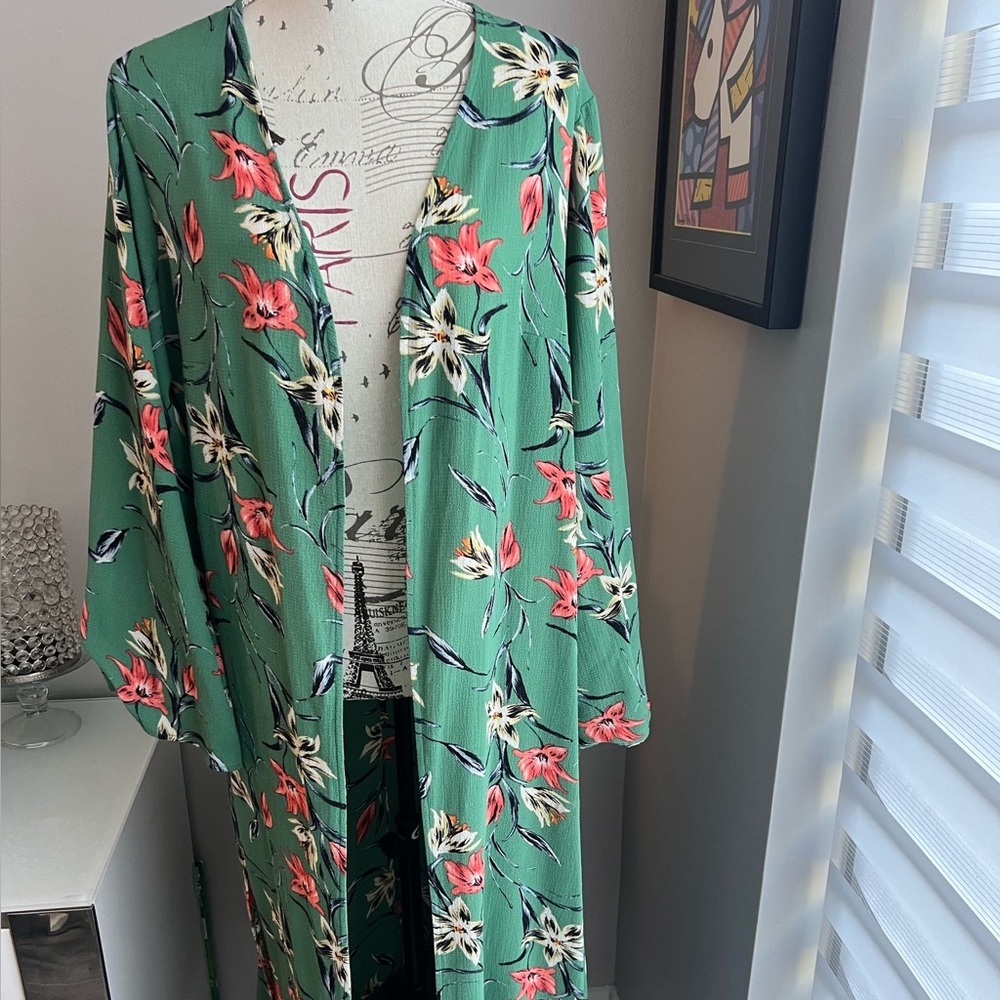 Xhiliration Floral Kimono Green Floral Open Front Bell Sleeve Loose Fit Size X